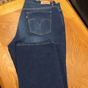 Levi 515 Bootcut Women’s BNWOT Jeans